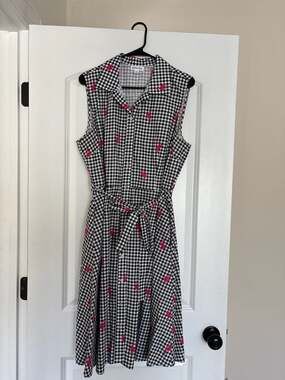 Chloe+Rene Gingham Flamingo Print Button-Down Sleeveless Midi Shirtdress with Be